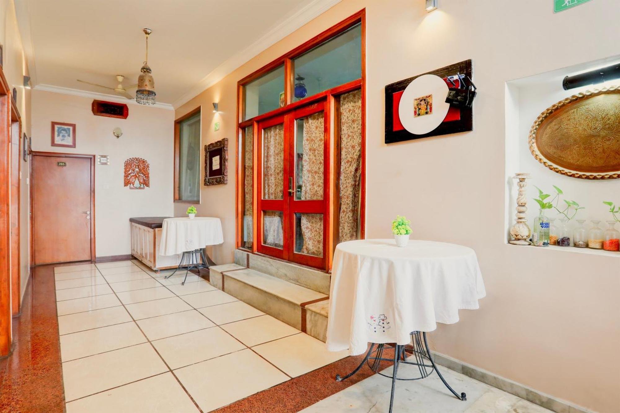 Super Collection O Rai Ka Bagh Near Railway Station Formerly Pioneer Plaza Τζοντχπούρ Εξωτερικό φωτογραφία